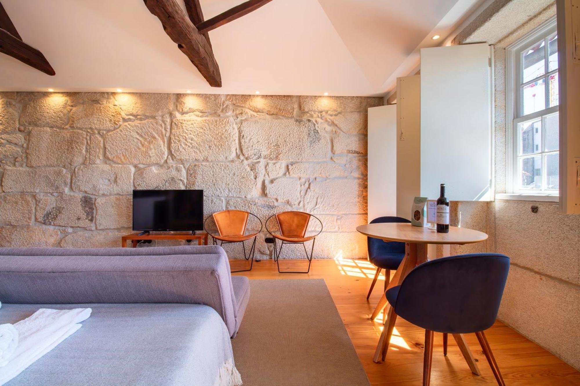 Lovelystay - Dirk Apartment - Almada 4º F Porto Buitenkant foto